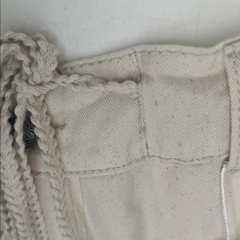 POL Cream Cargo Jeans for Women - Picture 12 of 12